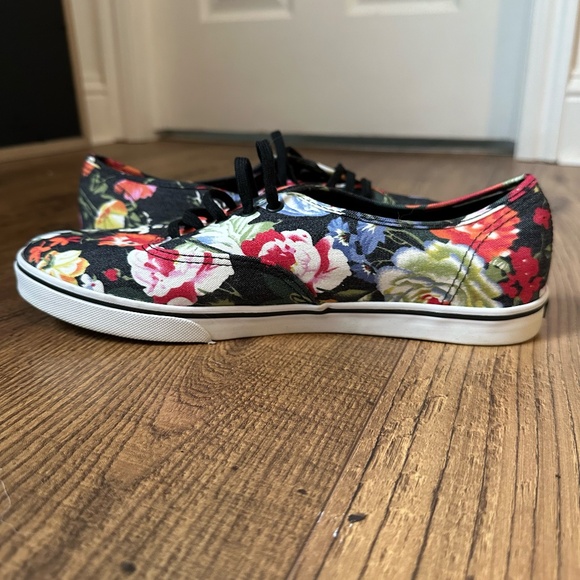 Vans Red Blue Green Black Floral Shoes - Picture 5 of 9
